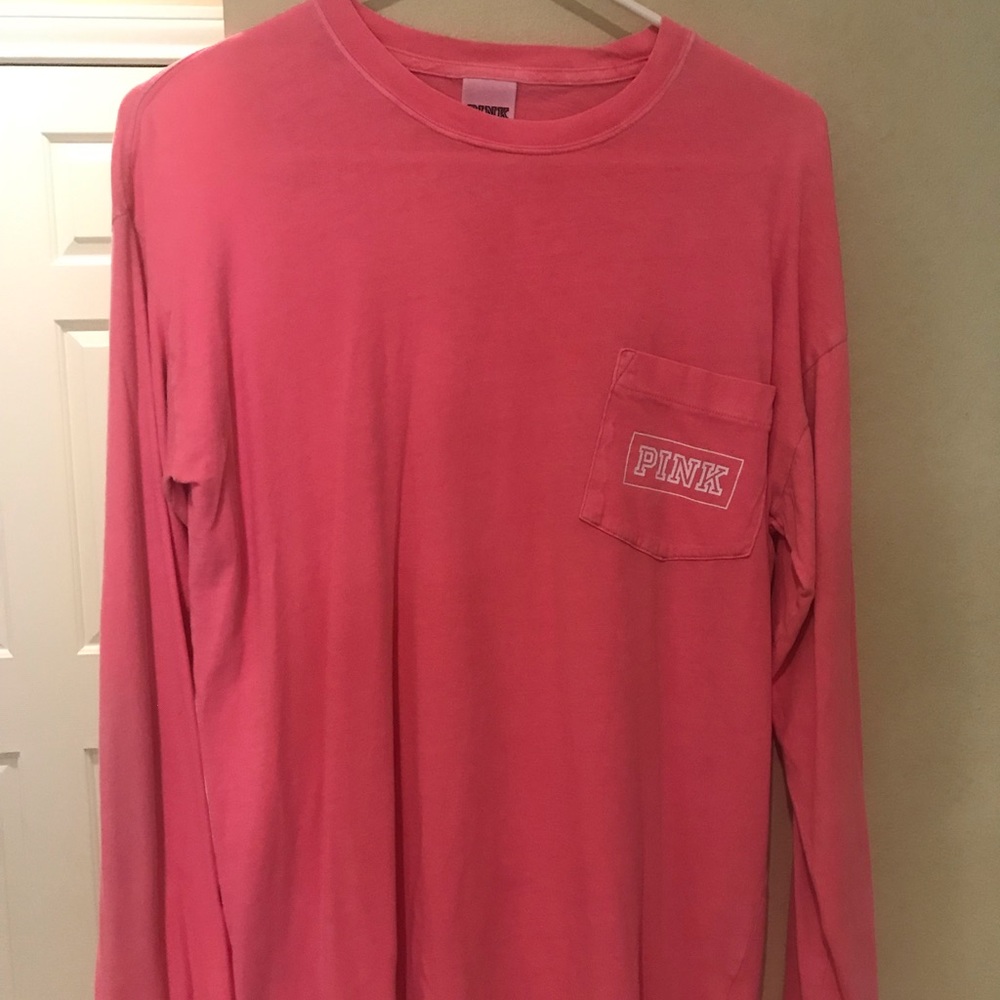 VS Pink long sleeve tee